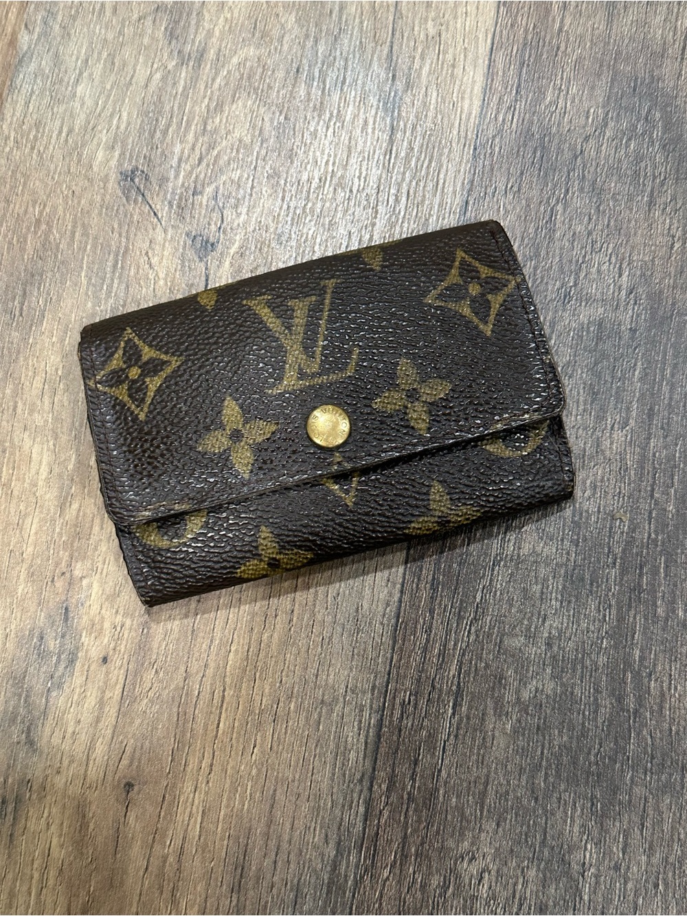 Louis Vuitton Monogram Canvas brass Compact Key & Card Pouch - Brown/Gold